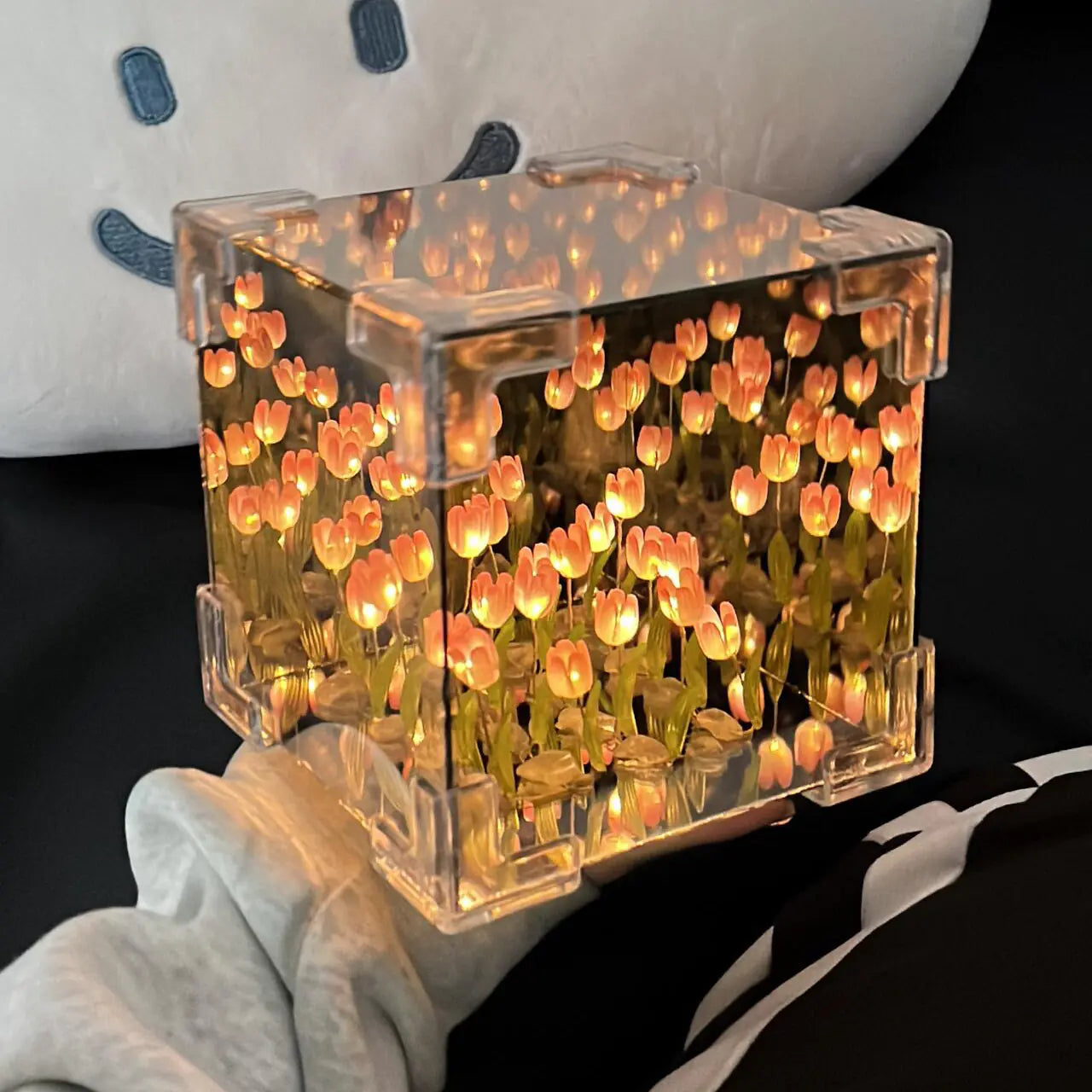 Tulip Cube Nightlight - Handmade Floral Decor (One Piece)